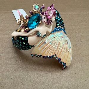 NWT Betsey Johnson Jeweled MERMAID Bracelet